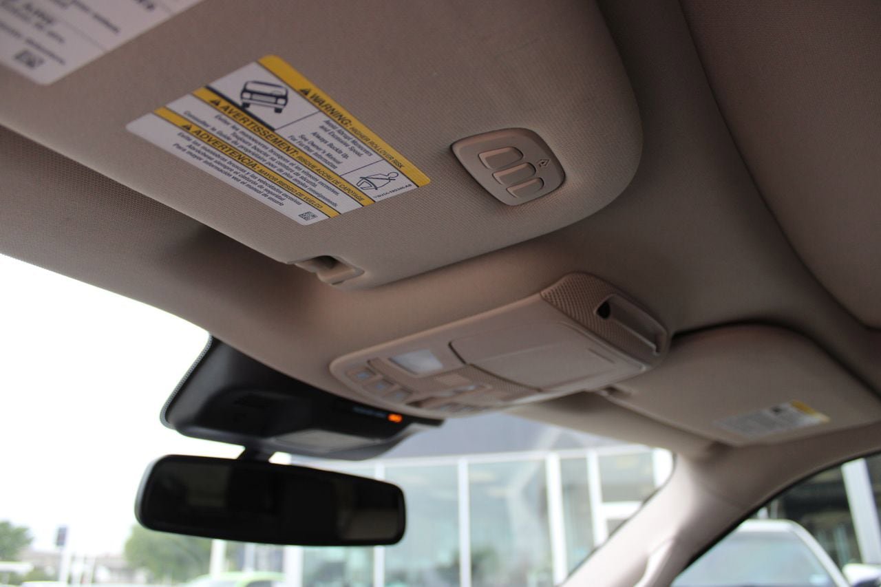 Used 2024 Ford Expedition Limited image 31