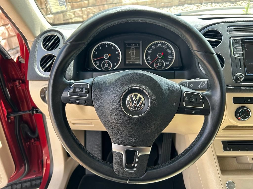 Used 2016 Volkswagen Tiguan SE FWD image 9