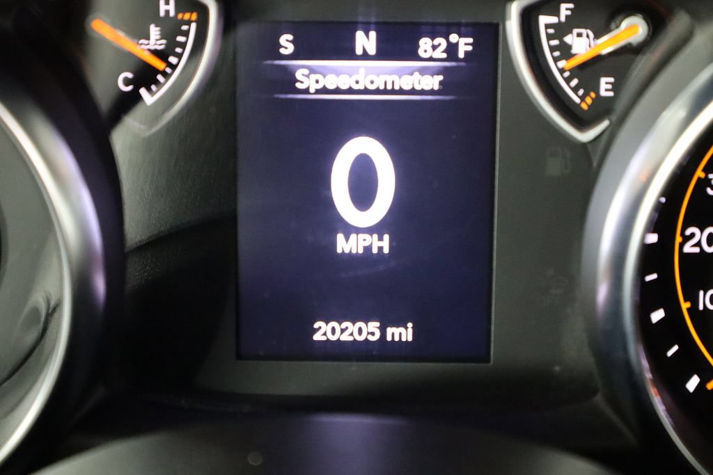 Used 2022 Jeep Wrangler Sport AWD/4WD image 40