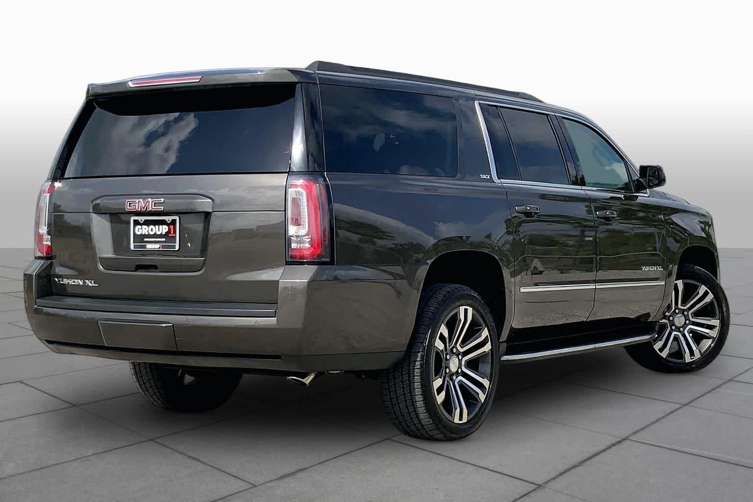 Used 2020 GMC Yukon XL SLT w/ Premium Edition RWD image 13