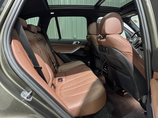Used 2021 BMW X5 xDrive40i w/ Convenience Package AWD/4WD image 28