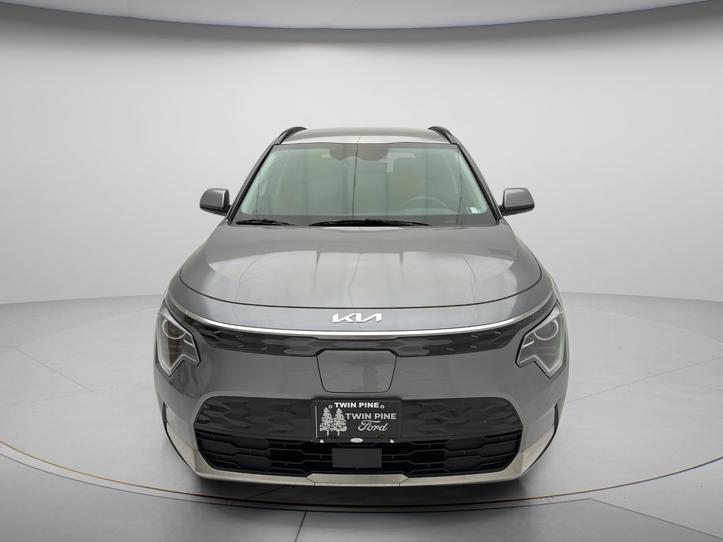 Used 2024 Kia Niro Wind FWD image 2