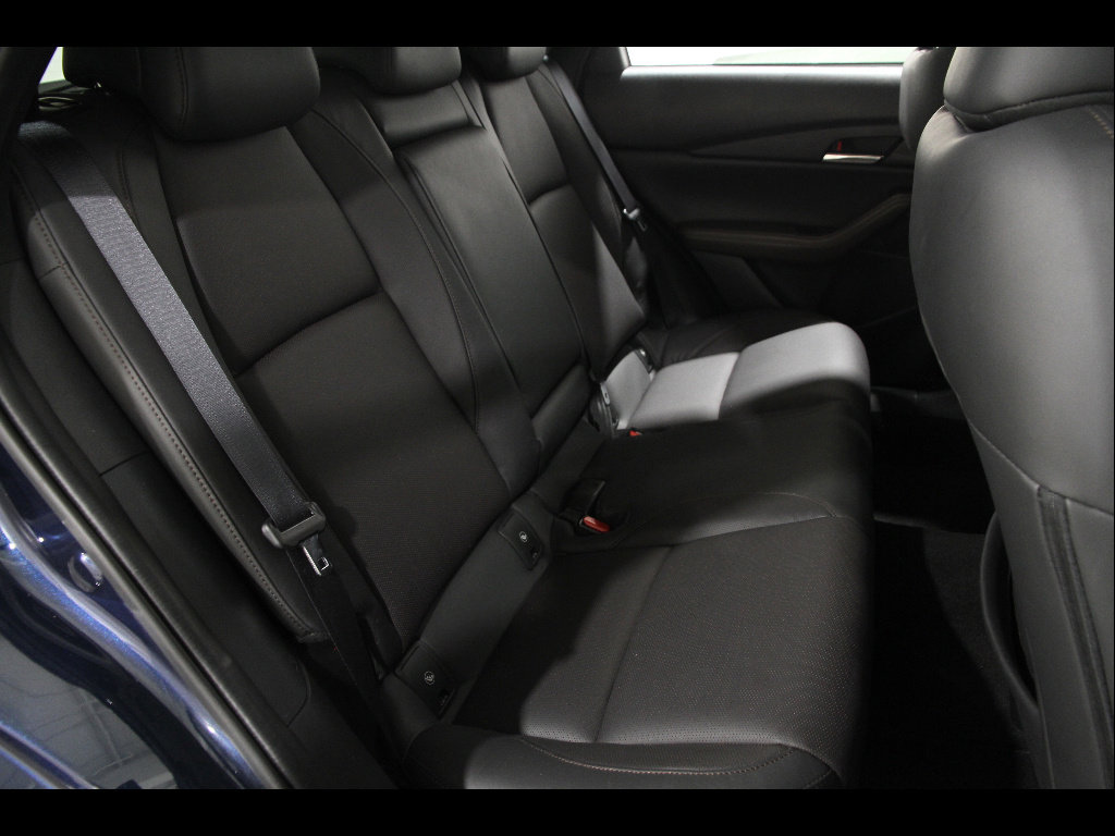 Used 2023 MAZDA CX-30 AWD 2.5 S w/ Premium Package image 17