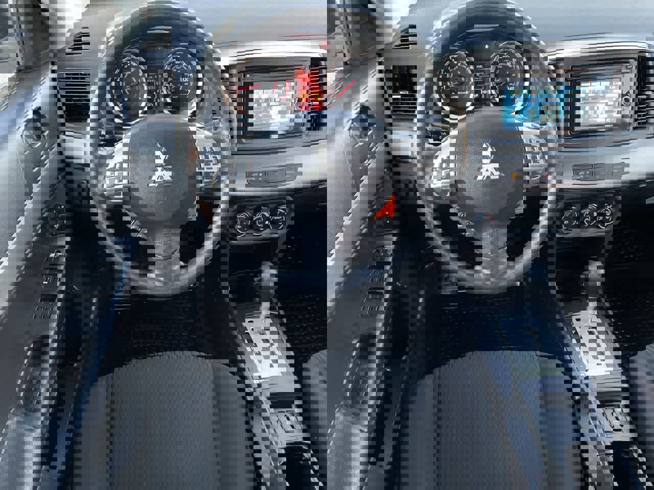 Used 2014 Mitsubishi Lancer SE image 11