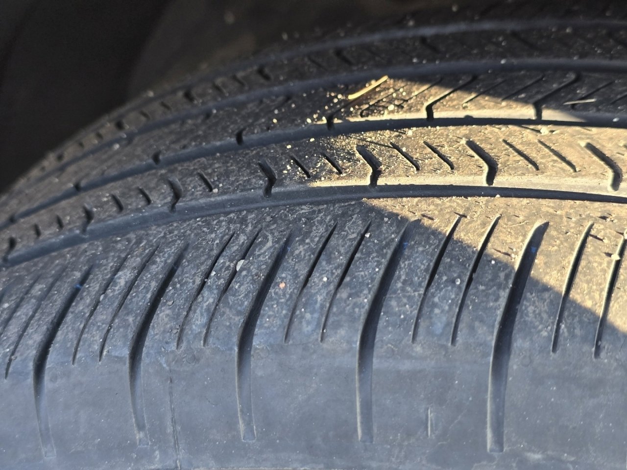 Used 2023 Toyota Highlander XLE image 10