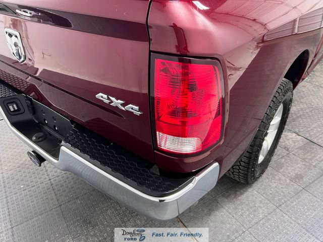 Used 2021 RAM 1500 Classic SLT image 13