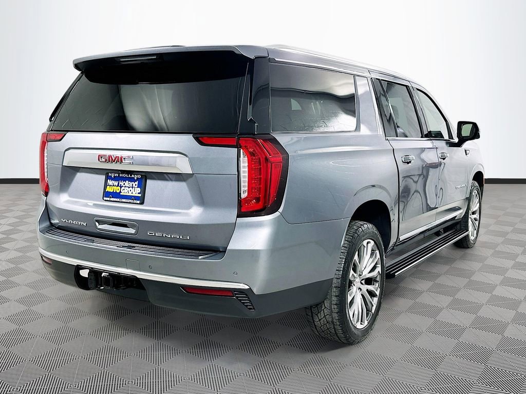 Used 2022 GMC Yukon XL Denali AWD/4WD image 7