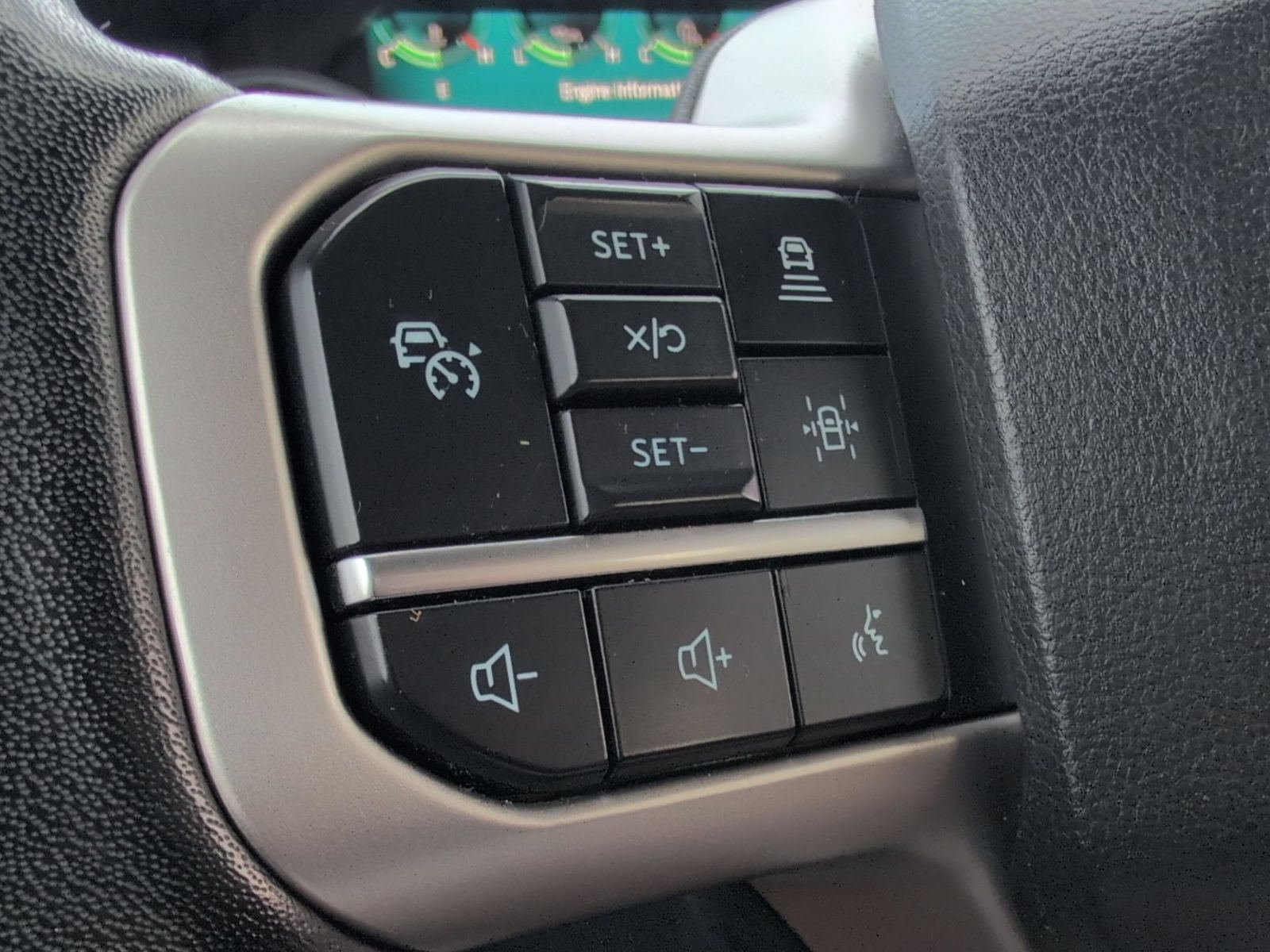 Used 2023 Ford Expedition Limited AWD/4WD image 13