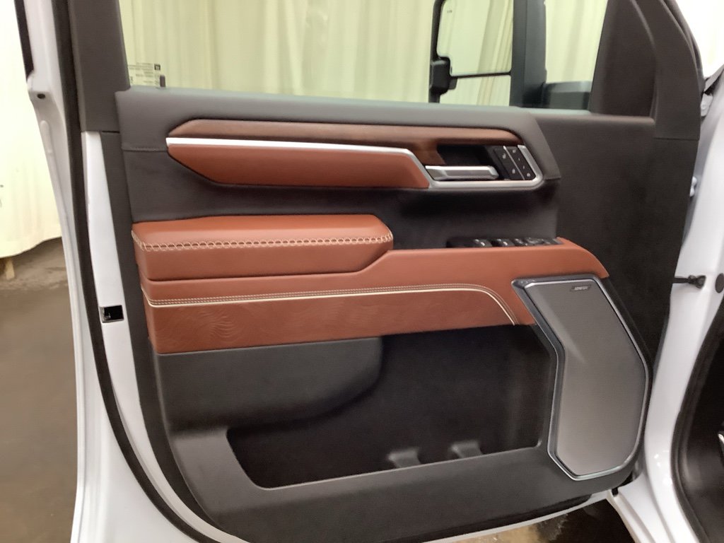 New 2026 GMC Sierra 2500 Denali Ultimate image 17