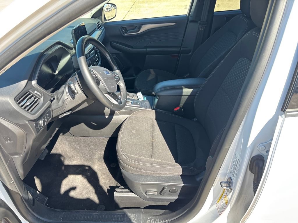 Used 2024 Ford Escape Active image 9
