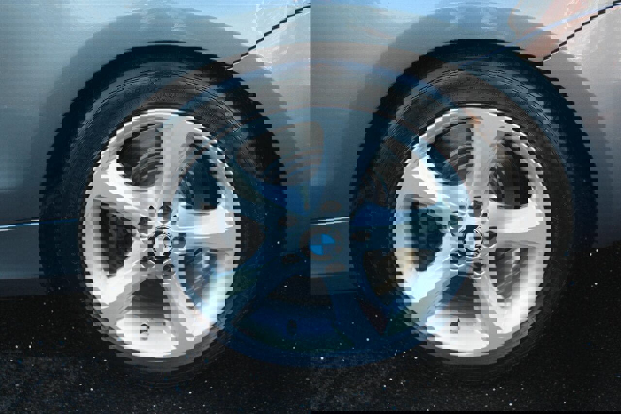 Used 2009 BMW 128i 128i image 24