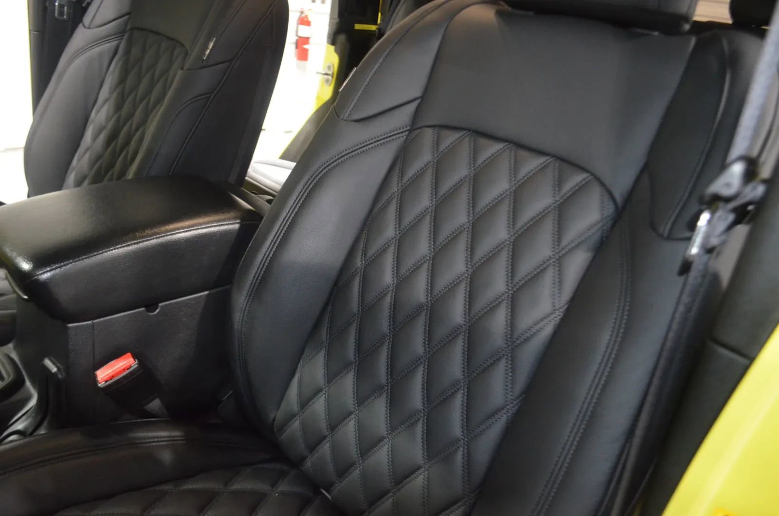 Used 2023 Jeep Gladiator Sport image 15