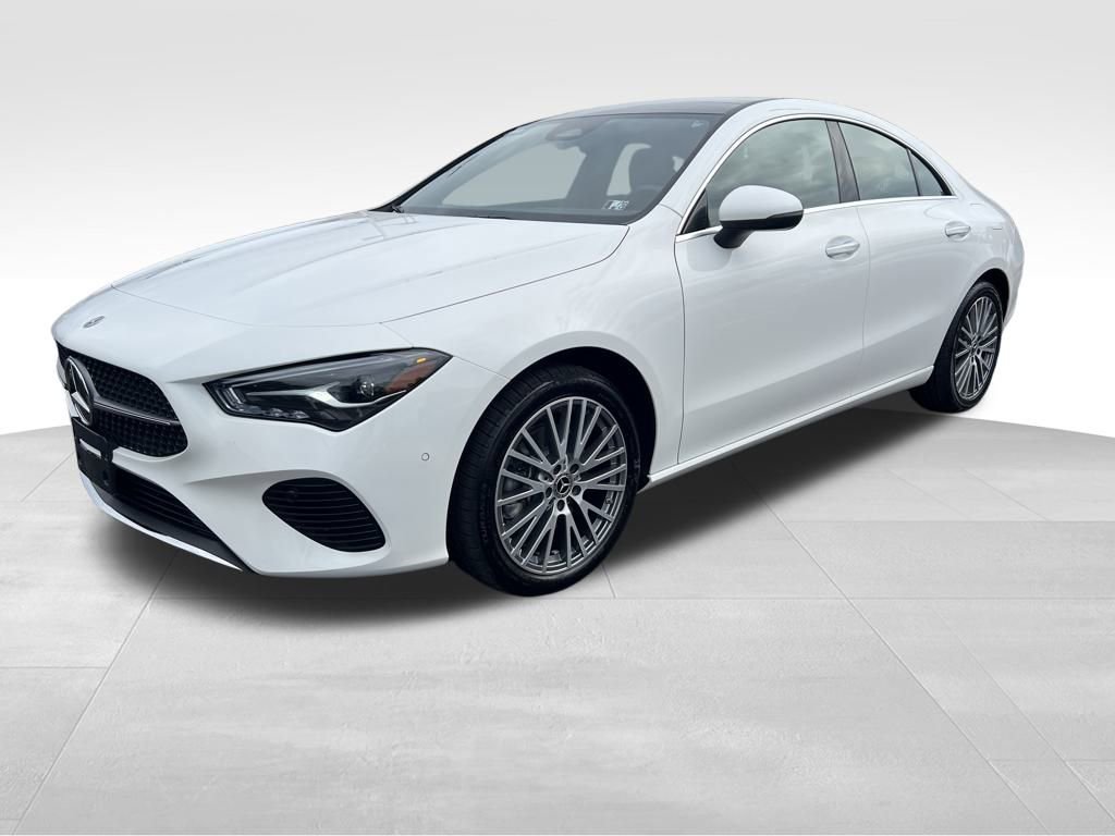Used 2025 Mercedes-Benz CLA 250 4MATIC image 3