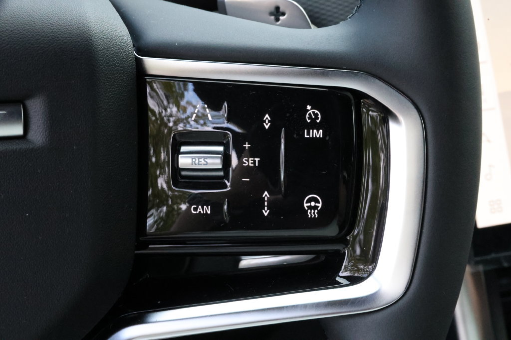 New 2026 Land Rover Discovery Sport Landmark AWD/4WD image 19