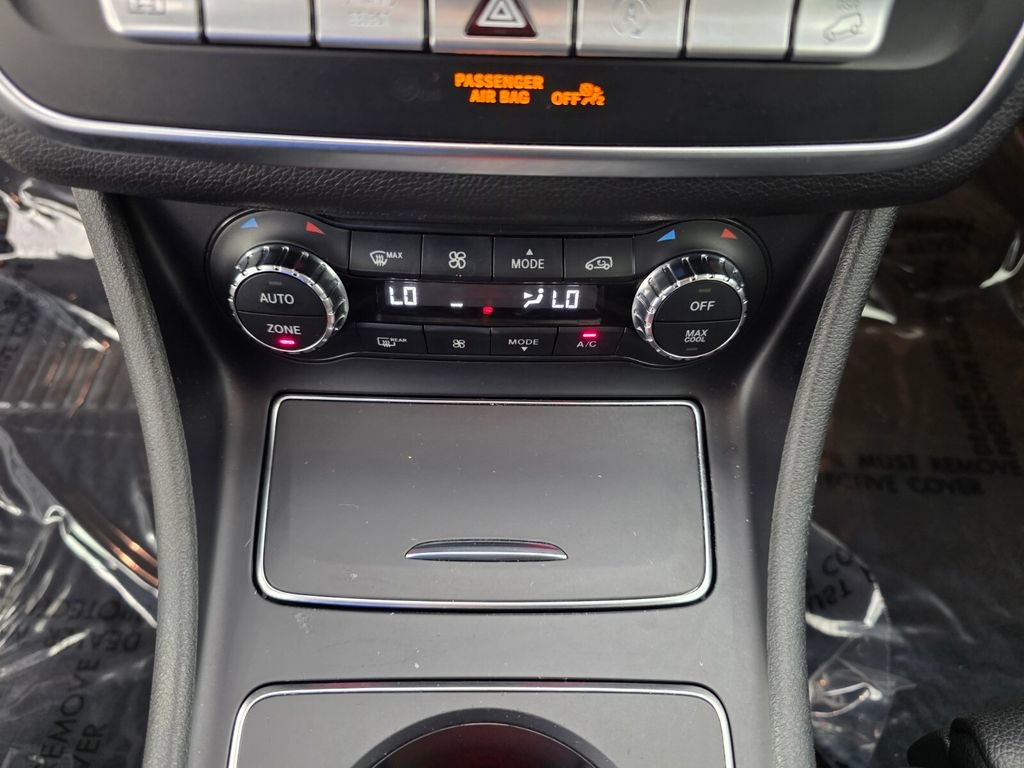 Used 2020 Mercedes-Benz GLA 250 4MATIC image 20
