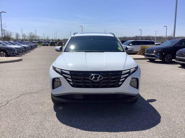 Used 2023 Hyundai Tucson SEL w/ Convenience Package AWD/4WD image 3