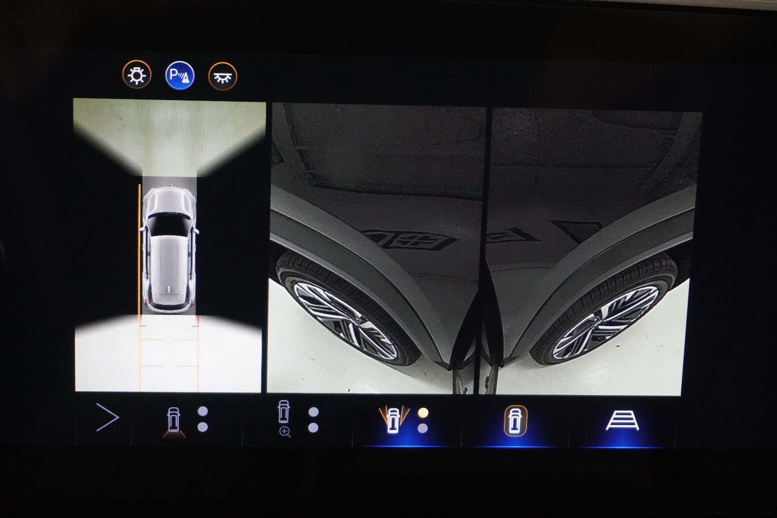 New 2026 Chevrolet Equinox RS w/ Convenience Package III image 35