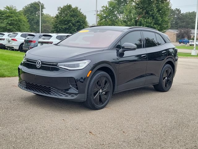 Used 2025 Volkswagen ID.4 Pro S Plus w/ ID.4 Black Package AWD/4WD image 2