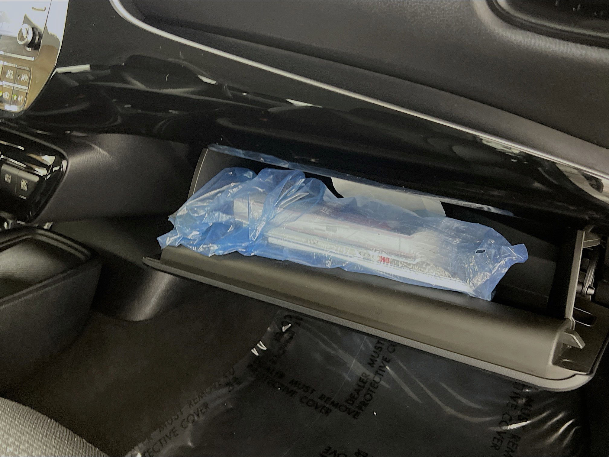 Used 2020 Toyota Prius LE image 35