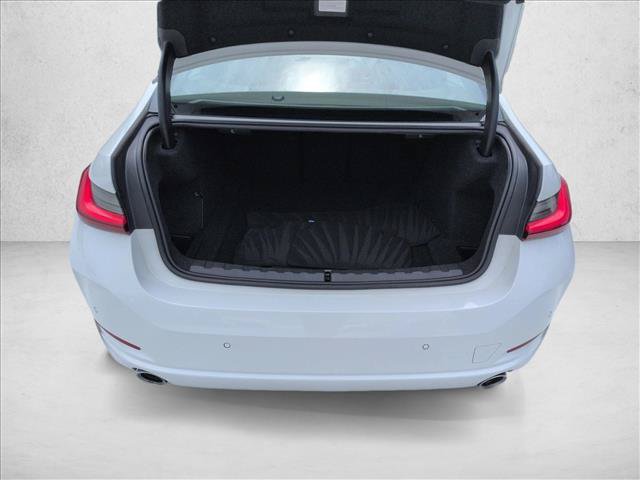 Used 2023 BMW 330i Sedan w/ Driving Assistance Package RWD image 6