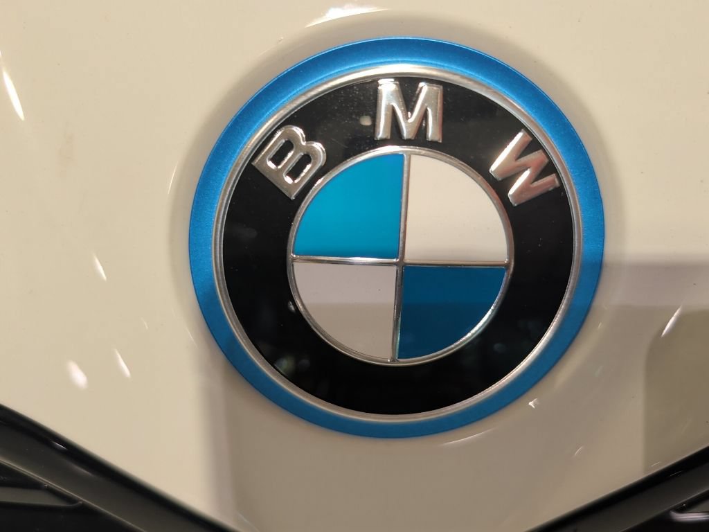 Certified 2025 BMW i4 M50 AWD/4WD image 8