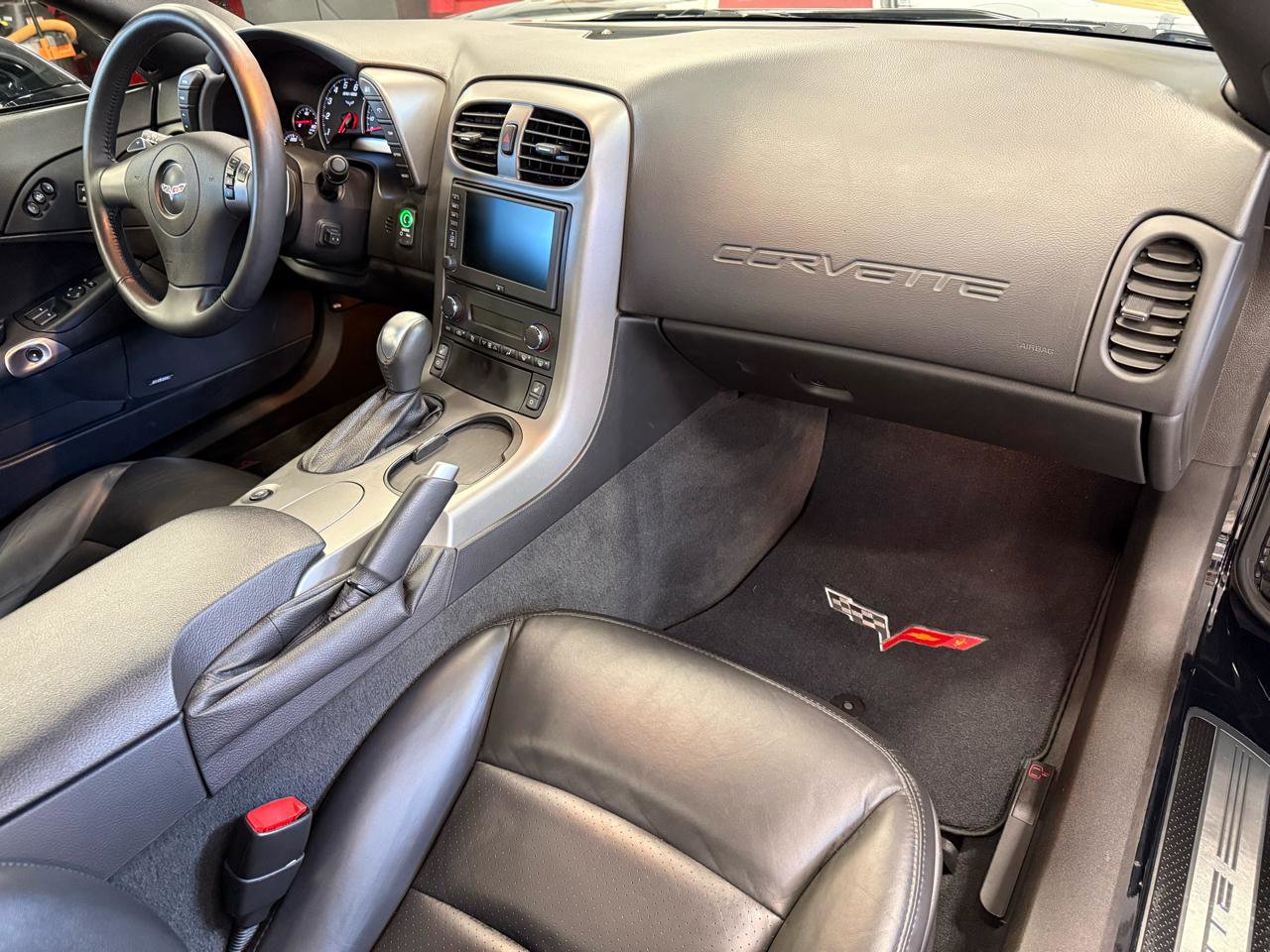 Used 2007 Chevrolet Corvette Convertible w/ Preferred Equipment Group image 39