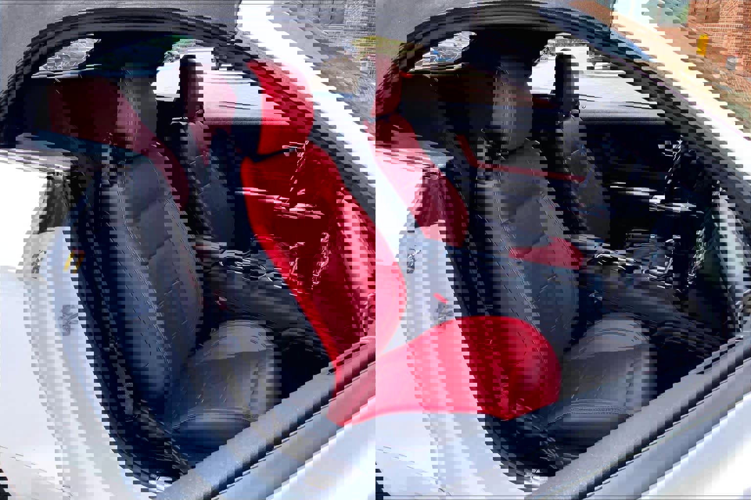 Used 2019 Ford Mustang GT Premium w/ Equipment Group 401A RWD image 9