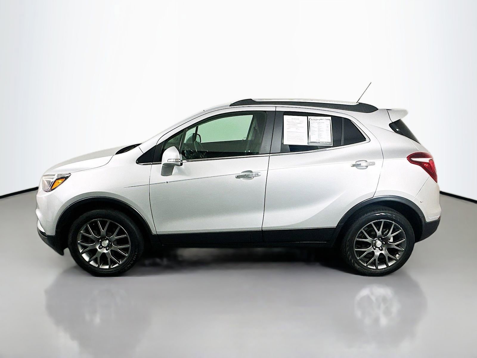 Used 2019 Buick Encore Sport Touring w/ Safety Package FWD image 4