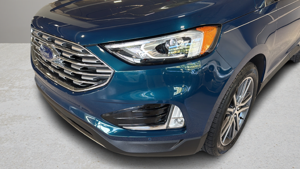 Used 2020 Ford Edge Titanium AWD/4WD image 10