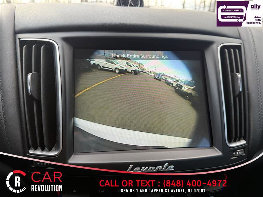 Used 2017 Maserati Levante w/ Sport Package image 16