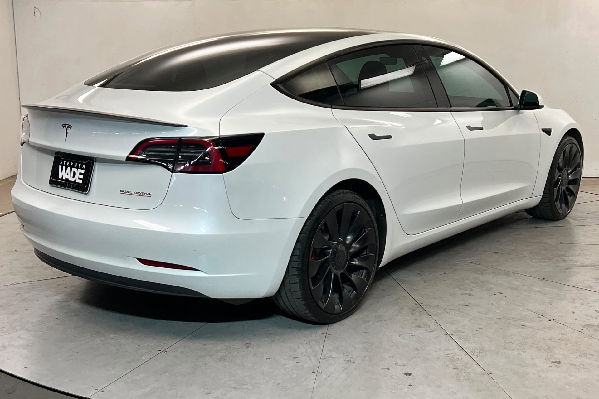 Used 2023 Tesla Model 3 Performance image 6