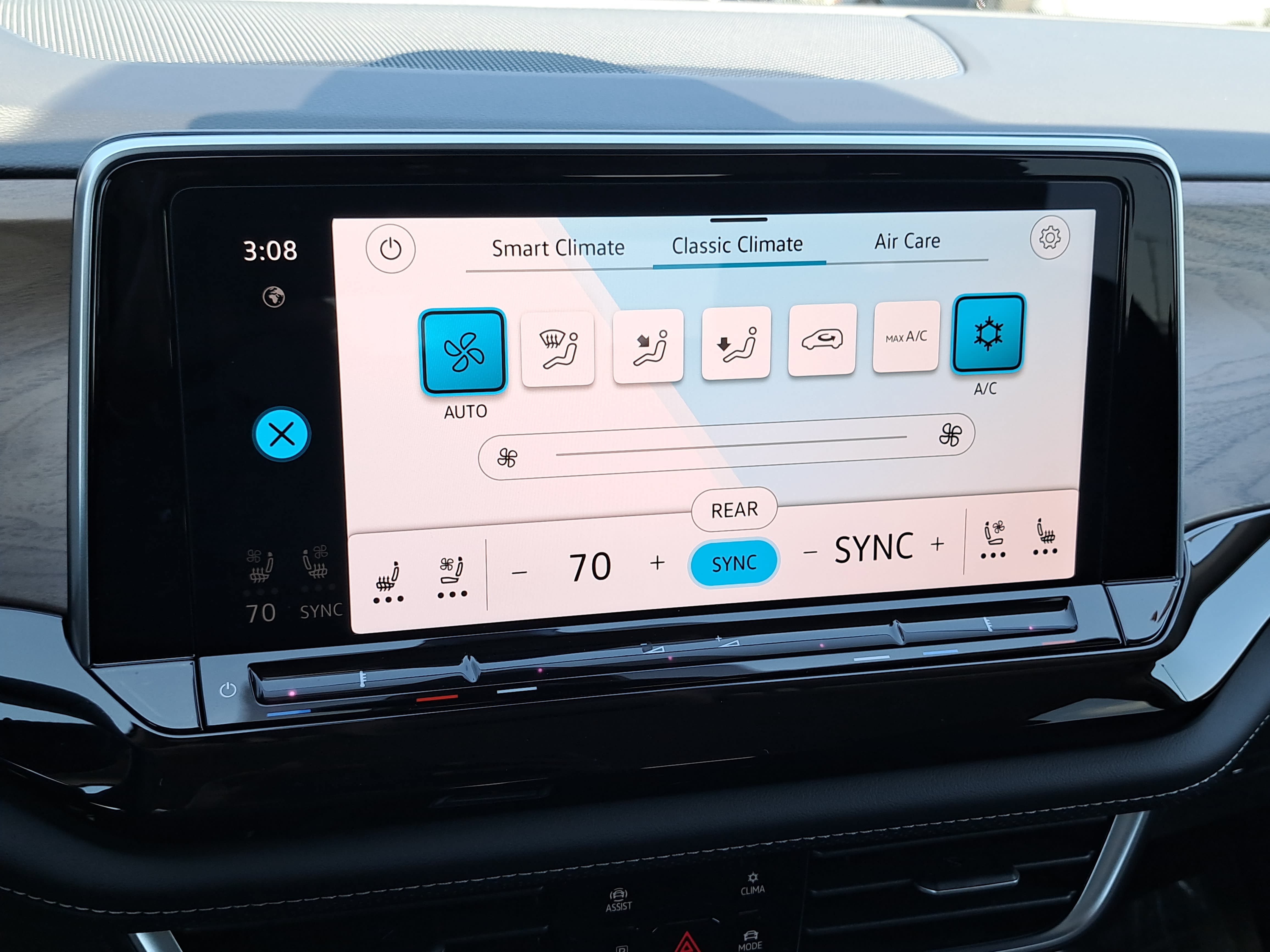 New 2026 Volkswagen Atlas SE AWD/4WD image 22