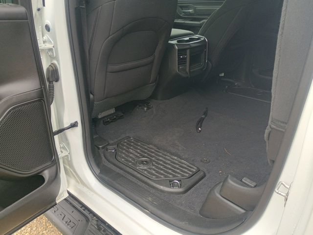 Used 2026 RAM 1500 Express AWD/4WD image 21
