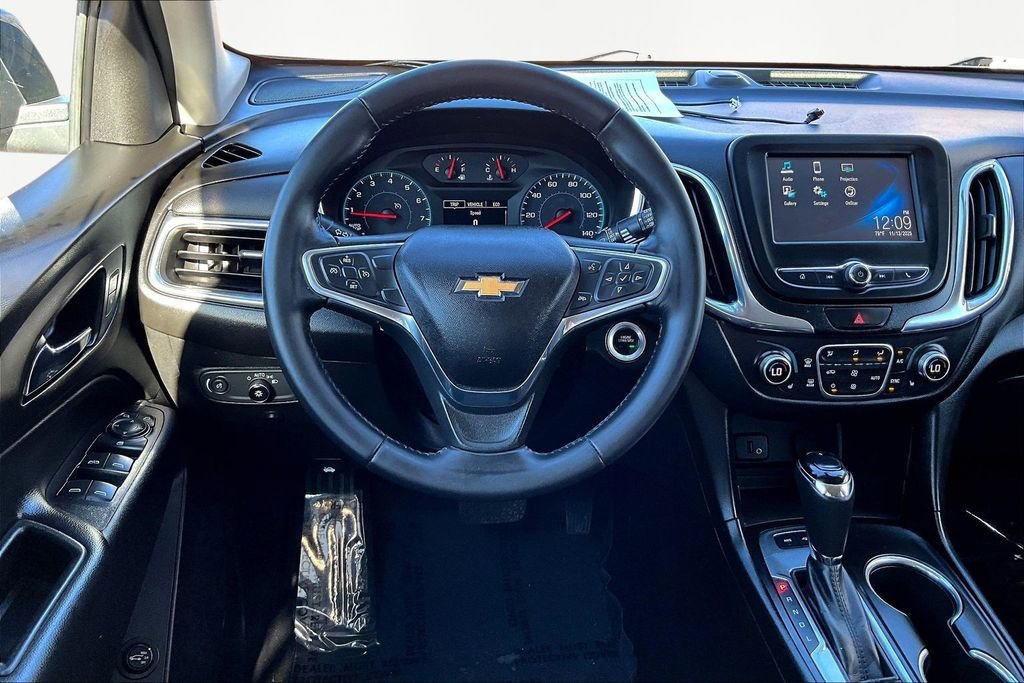 Used 2018 Chevrolet Equinox LT w/ LPO, Blackout Package image 5