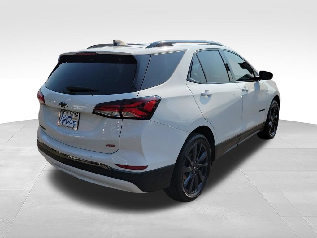 Used 2022 Chevrolet Equinox RS FWD image 4