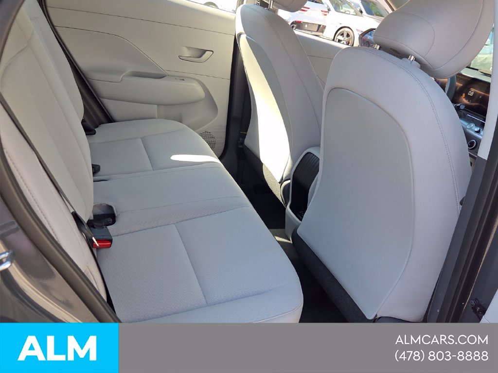 Used 2026 Hyundai Kona SE FWD image 16