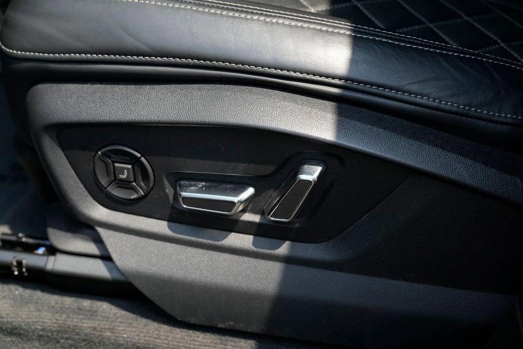 Used 2022 Audi SQ8 Prestige w/ Prestige Package image 31