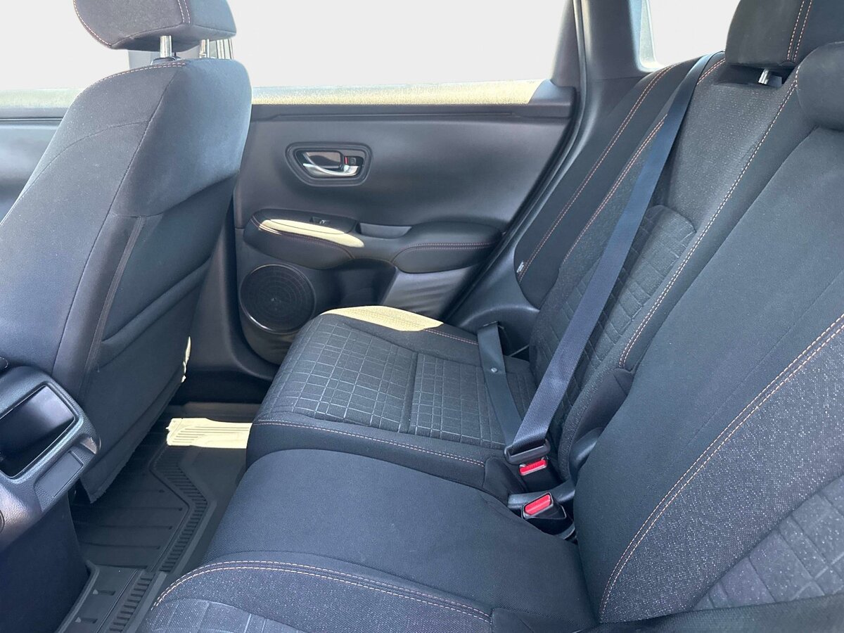 Certified 2025 Honda HR-V Sport image 13