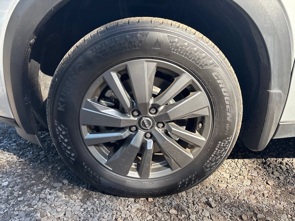Certified 2025 Nissan Pathfinder SV AWD/4WD image 11