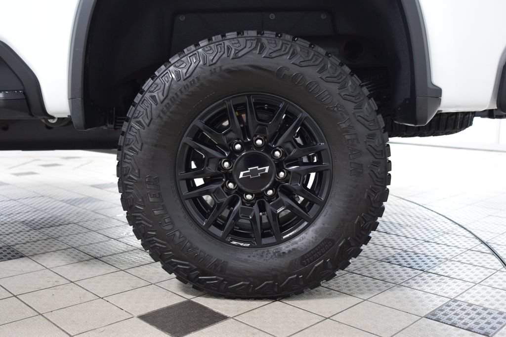 Used 2026 Chevrolet Silverado 2500 ZR2 AWD/4WD image 27