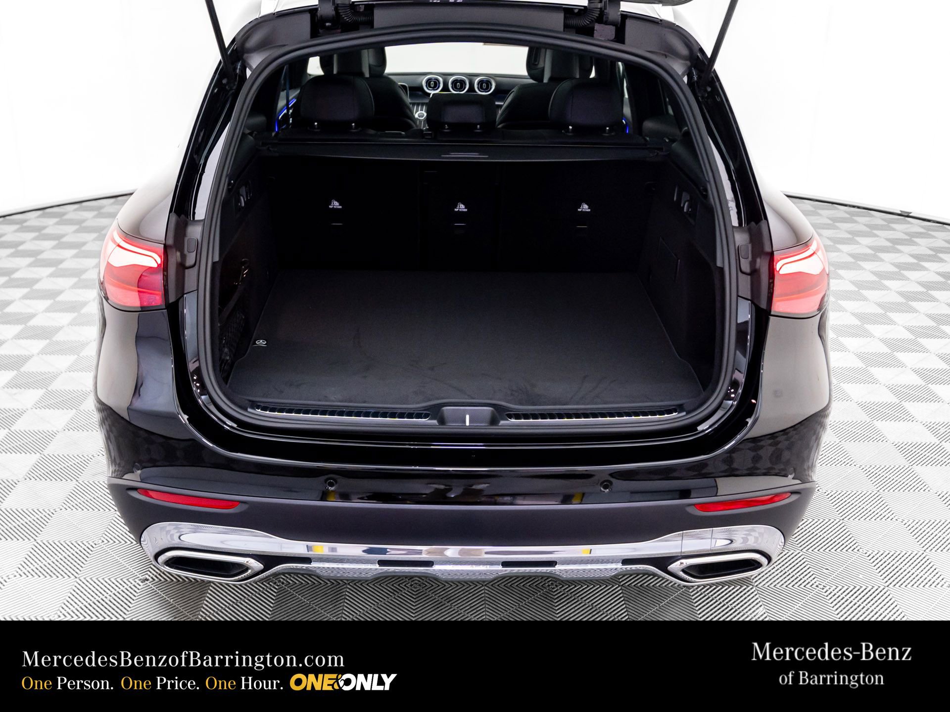 New 2026 Mercedes-Benz GLC 300 4MATIC image 33