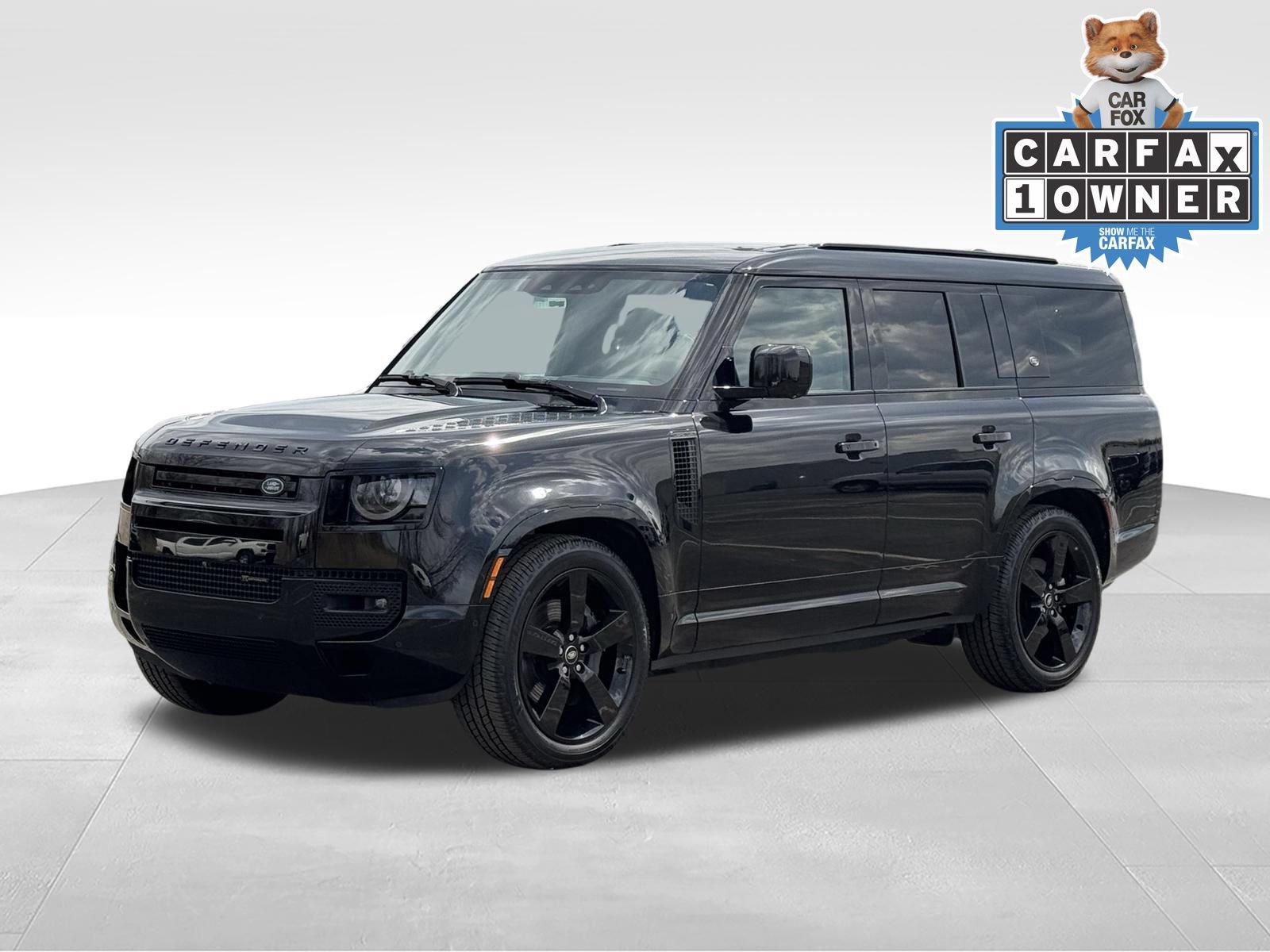Used 2023 Land Rover Defender 130 X-Dynamic SE AWD/4WD image 9