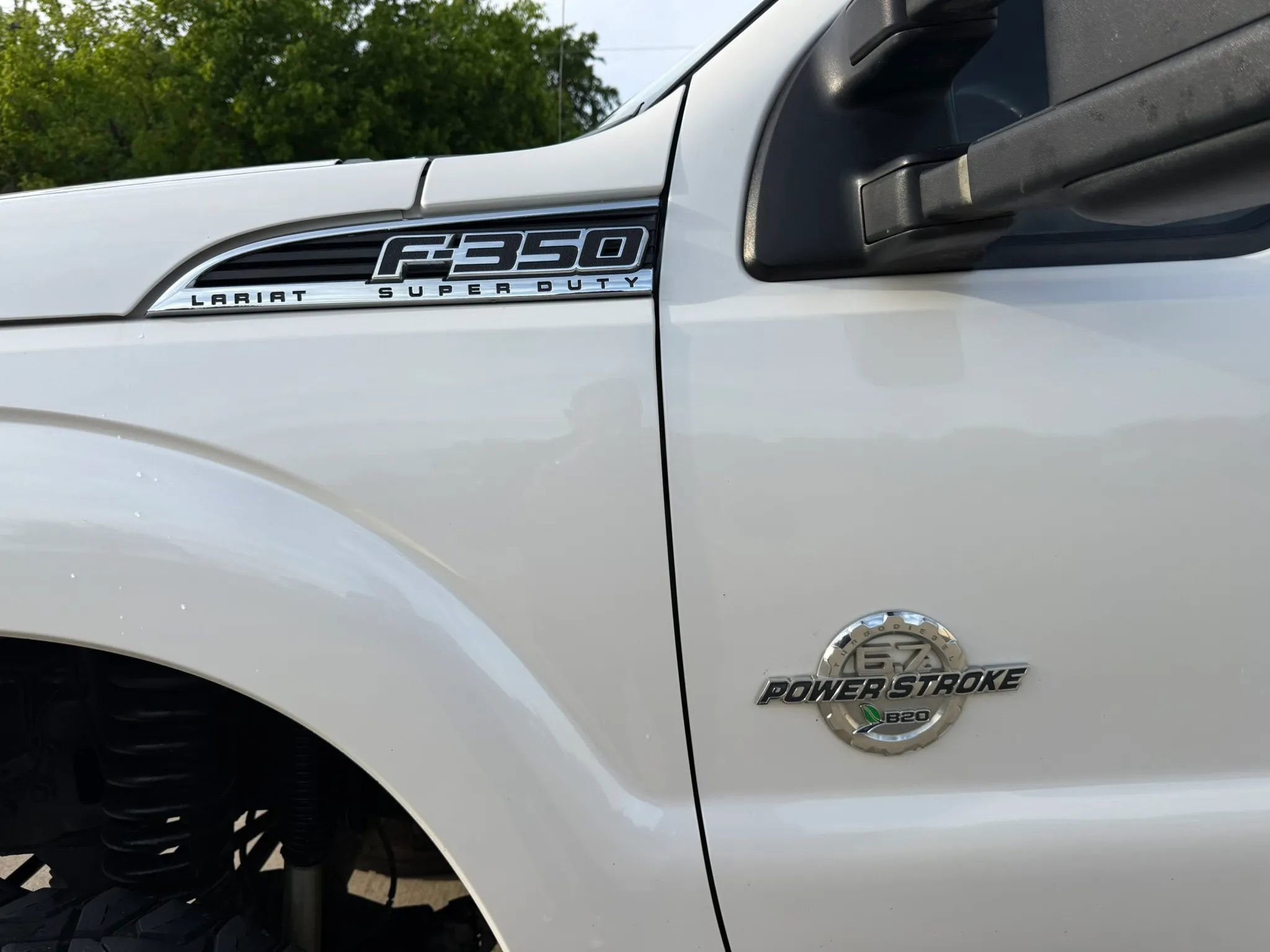 Used 2015 Ford F350 Lariat w/ Lariat Ultimate Package AWD/4WD image 16