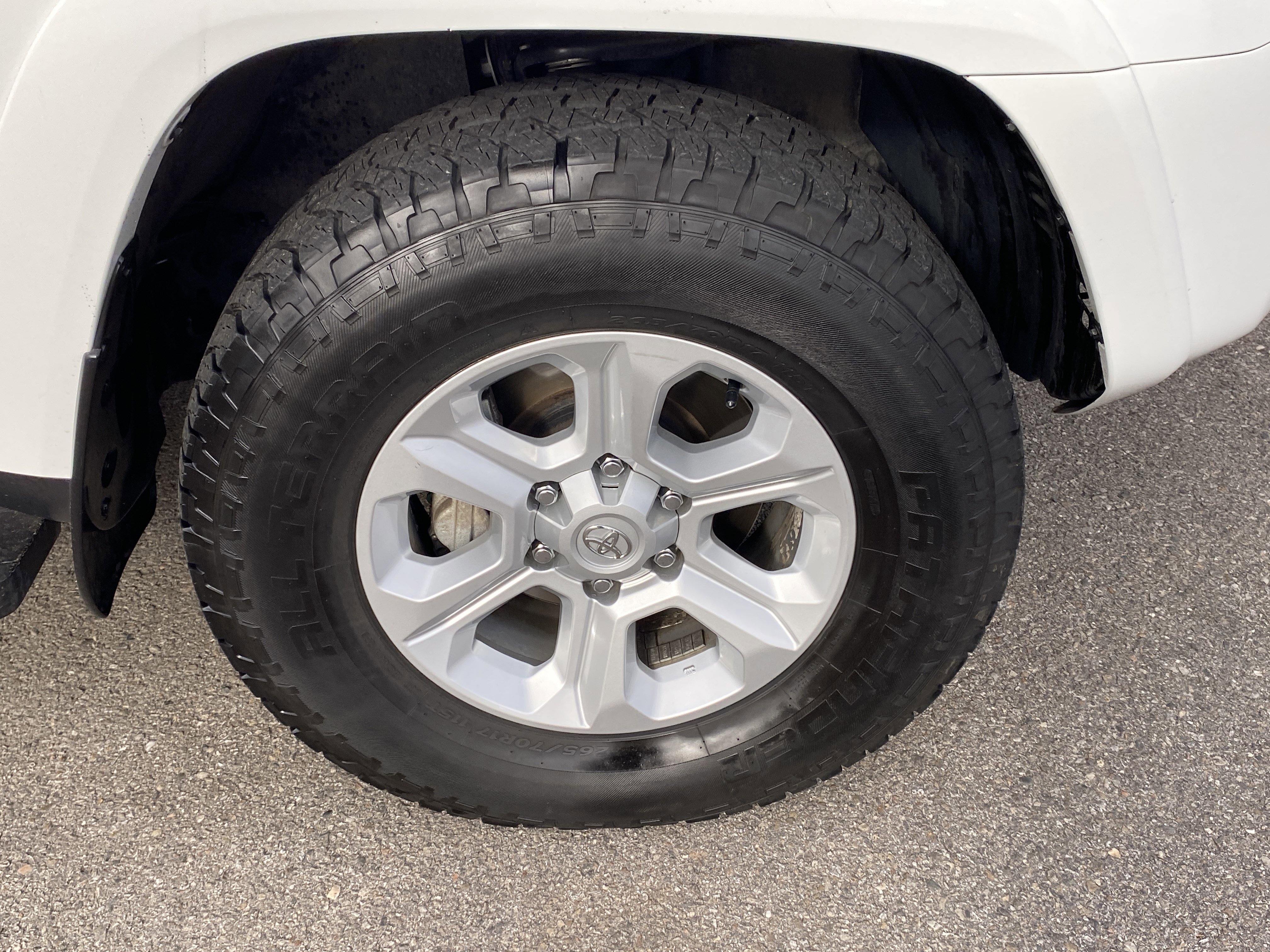 Used 2022 Toyota 4Runner SR5 image 28