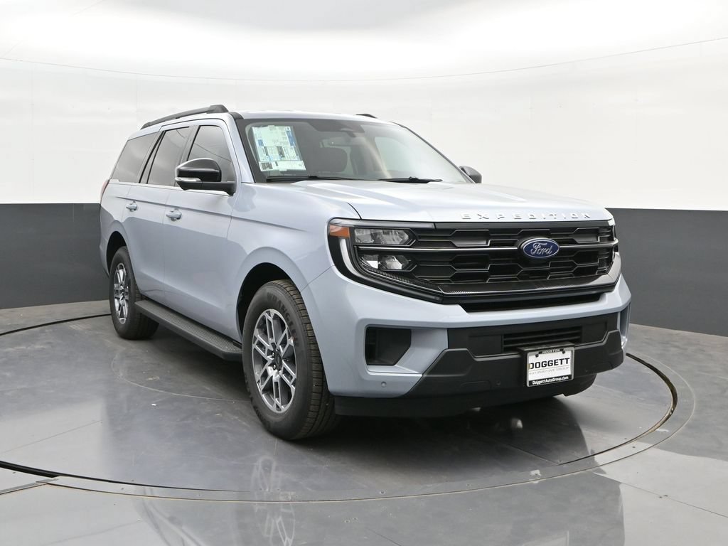 New 2026 Ford Expedition Active RWD image 22