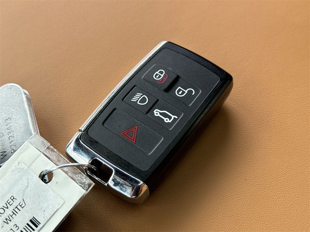 Used 2023 Land Rover Defender 110 V8 image 37