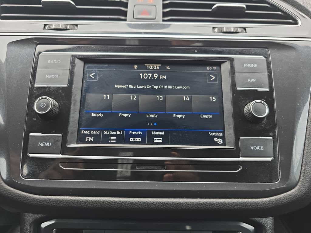 Used 2022 Volkswagen Tiguan S FWD image 18