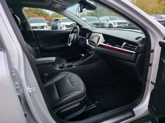 Used 2020 Kia Niro EX Premium FWD image 11