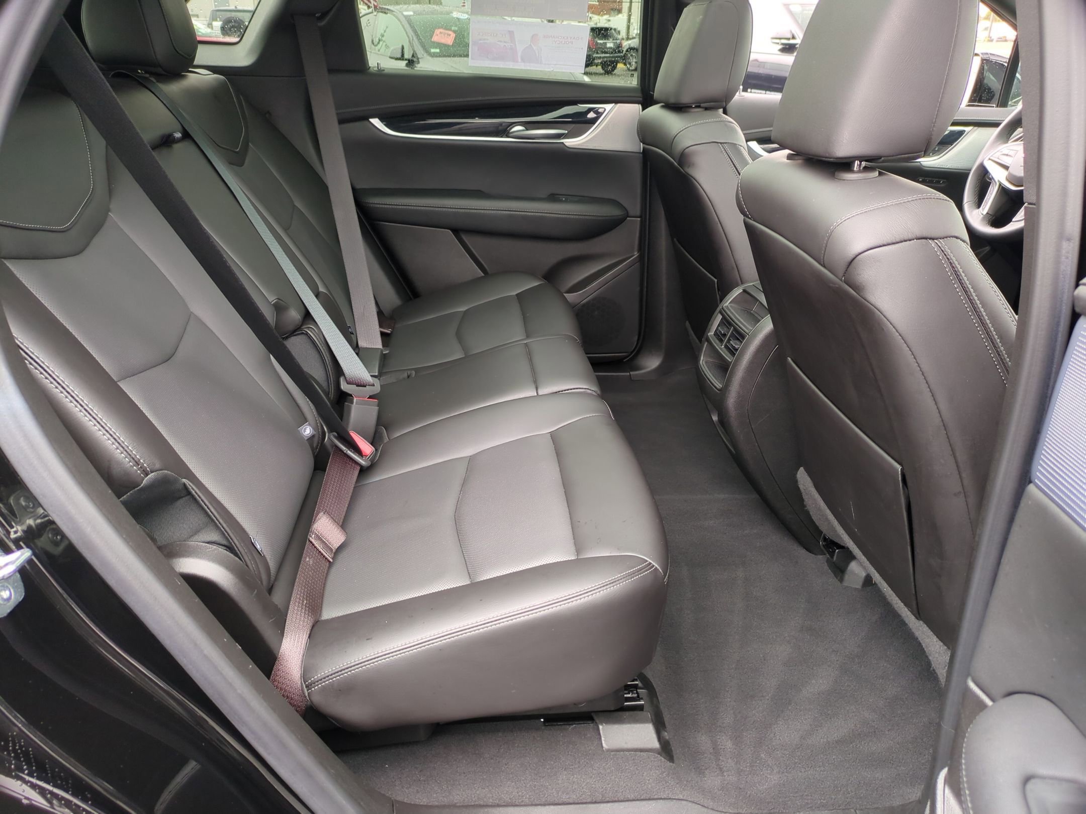 Certified 2025 Cadillac XT5 Premium Luxury FWD image 28