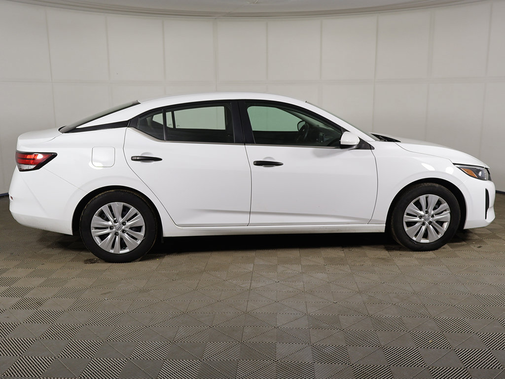 Used 2024 Nissan Sentra S FWD image 11